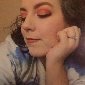 Meet your Posher, Brea